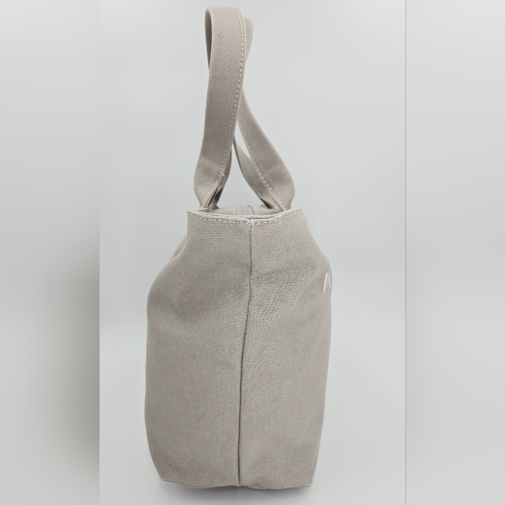 Marc Jacobs 72 Spring Street NYC Wolf Gray Canvas Tote - Picture 6 of 11